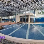2Br With 2 Balconies Condo And Pool In Pasig