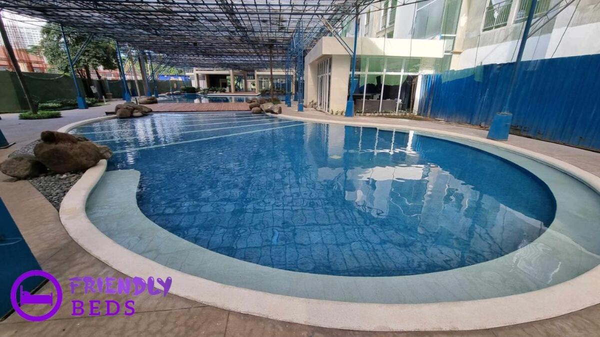 2br With 2 Balconies And Pool In Pasig *
