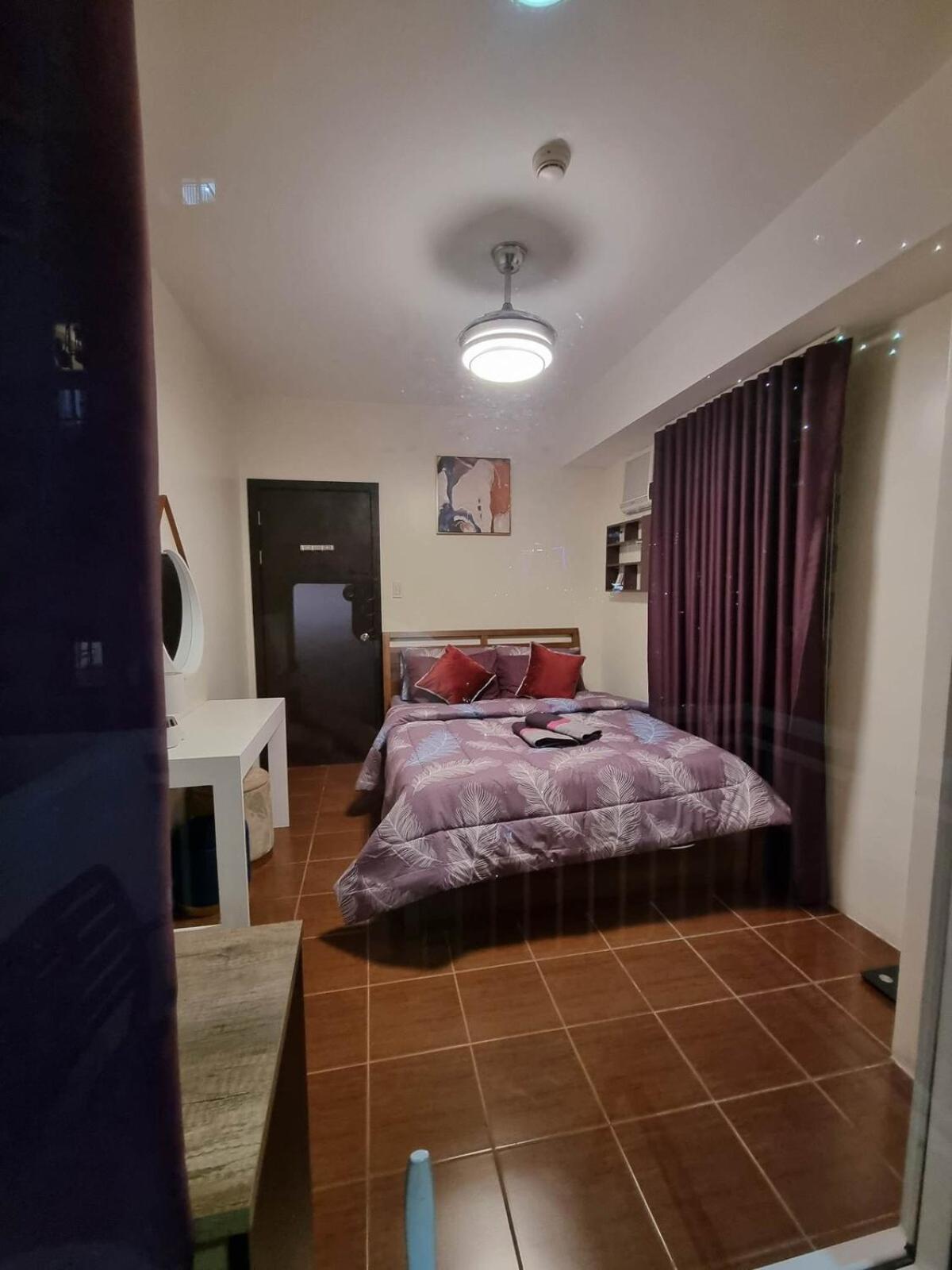 2br With 2 Balconies And Pool In Pasig Manila